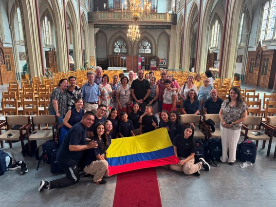 Los jóvenes visitaron el Palacio de la Paz, sede de la Corte Internacional de Justicia, recorrieron La Haya como Ciudad Internacional de la Paz y la Justicia y conocieron instituciones emblemáticas de los Países Bajos