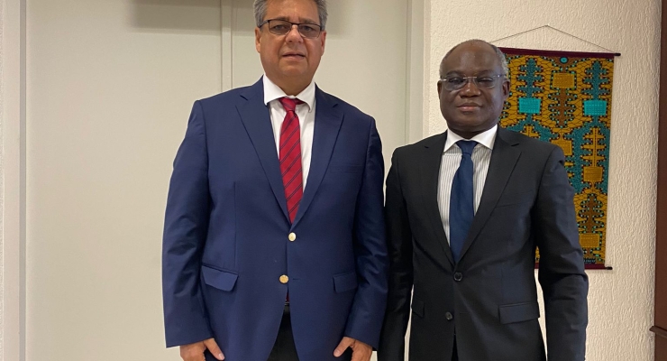 Embajador de Colombia Fernando Grillo sostuvo un encuentro con el Embajador en Ghana 